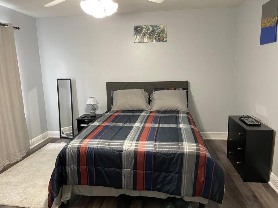 Cheerful 3-Bedrooms With Free Parking On Premises Tallahassee Exterior photo