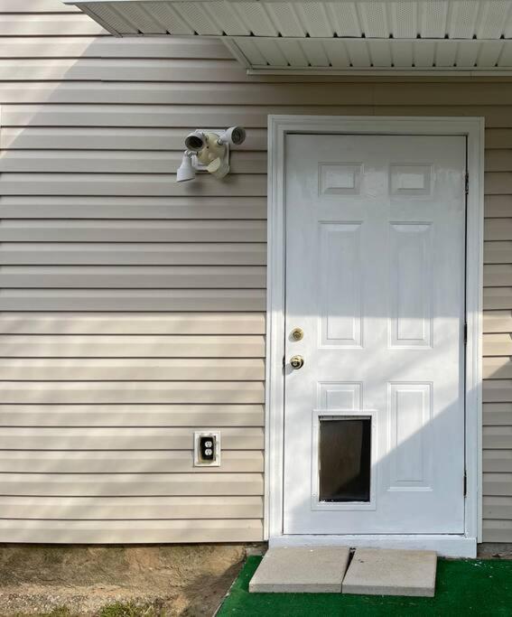 Cheerful 3-Bedrooms With Free Parking On Premises Tallahassee Exterior photo